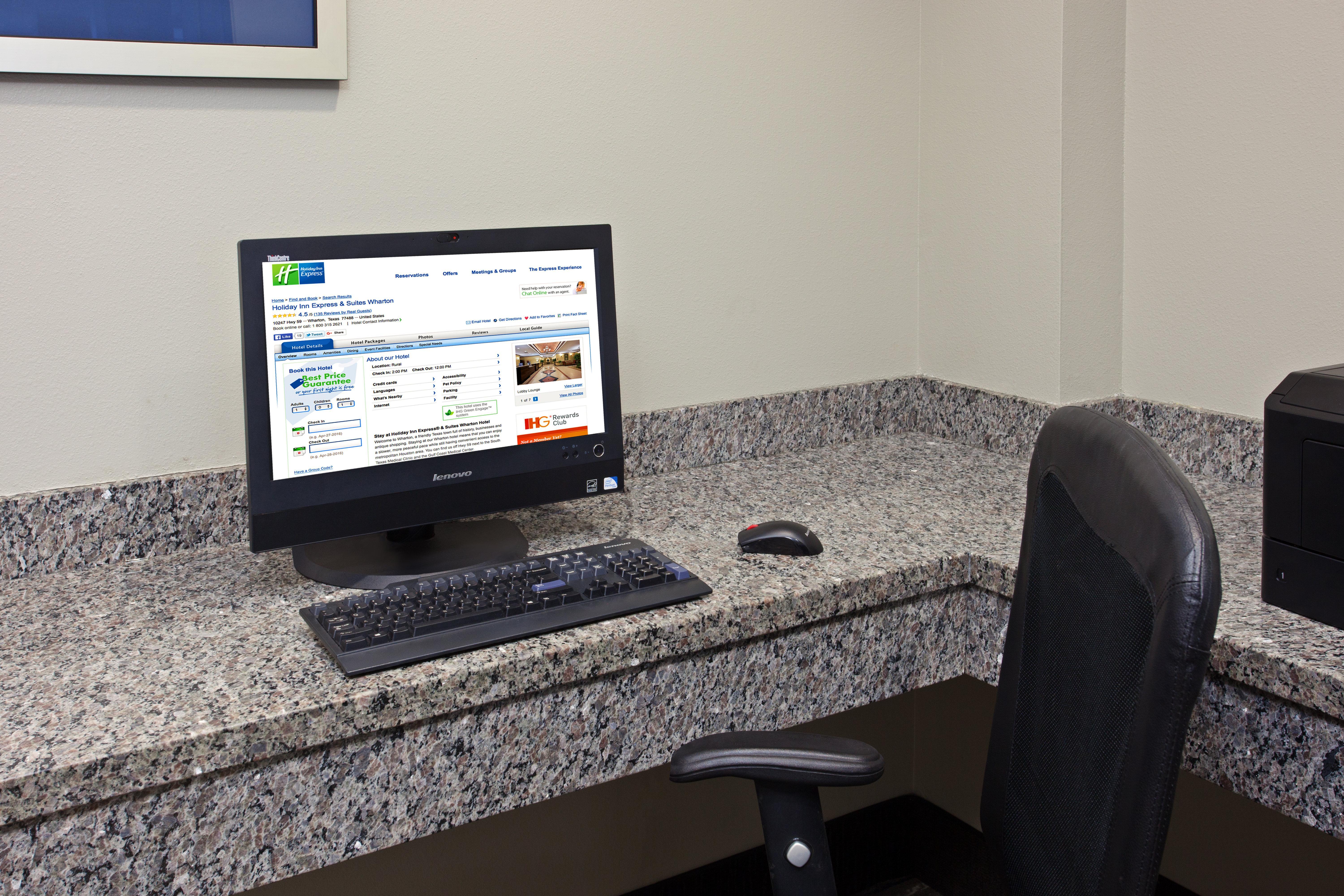 Holiday Inn Express & Suites Wharton By Ihg Buitenkant foto