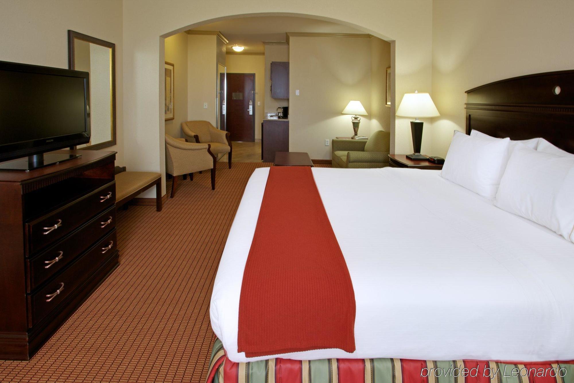 Holiday Inn Express & Suites Wharton By Ihg Kamer foto
