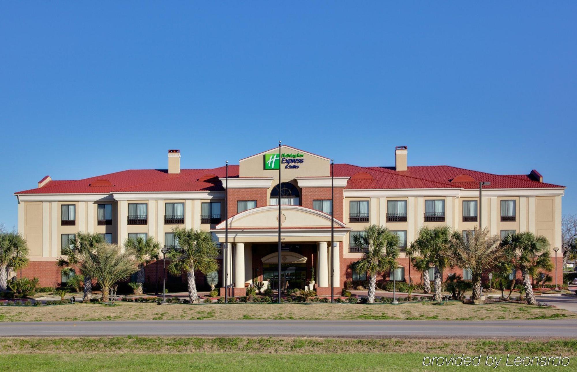 Holiday Inn Express & Suites Wharton By Ihg Buitenkant foto