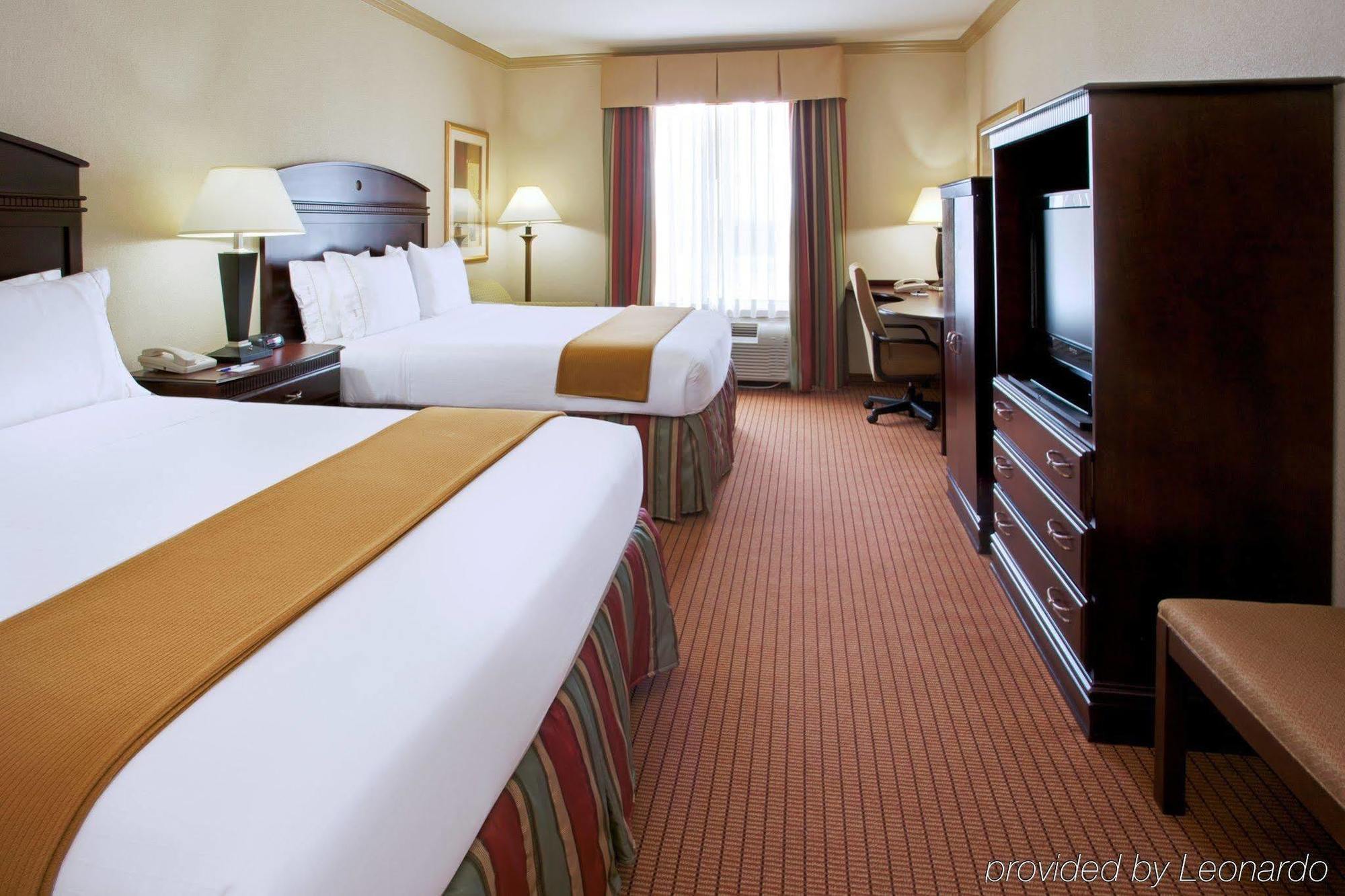 Holiday Inn Express & Suites Wharton By Ihg Kamer foto